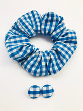 Load image into Gallery viewer, Duo boucles- chou carreauté blanc et turquoise/bleu
